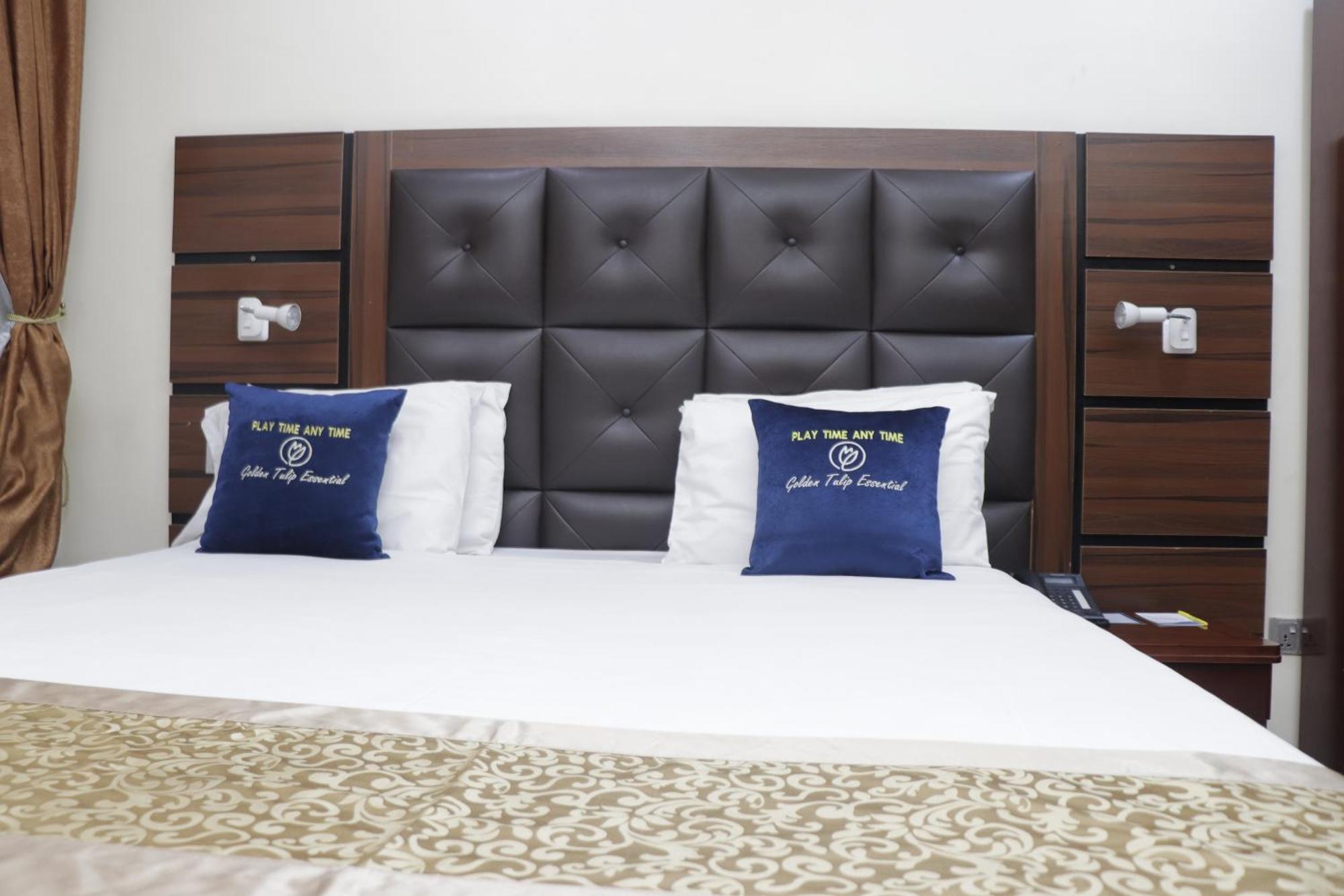 Golden Tulip Hotel- Evergreen Port Harcourt Buitenkant foto